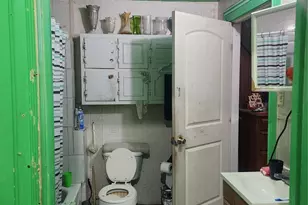 301 N Hampton St, Fort Worth, TX 76102 - Photo 8