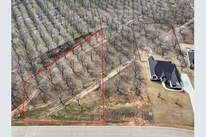 8419 W Landings Road, Granbury, TX 76049 - Photo 8