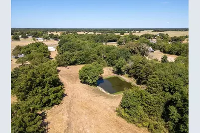 7513 Hwy 34, Wolfe City, TX 75496 - Photo 6