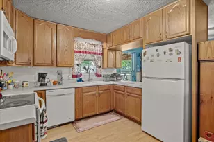 7513 Hwy 34, Wolfe City, TX 75496 - Photo 8