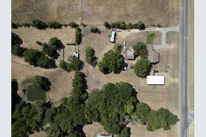 7513 Hwy 34, Wolfe City, TX 75496 - Photo 4