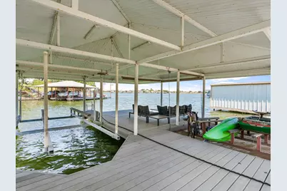 632 S Rough Creek Court, Granbury, TX 76048 - Photo 30