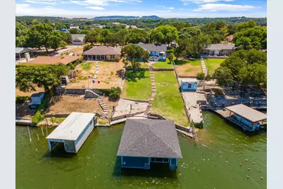 632 S Rough Creek Court, Granbury, TX 76048 - Photo 32