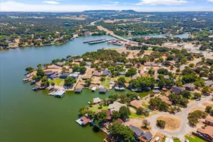 632 S Rough Creek Ct, Granbury, TX 76048 - Photo 40