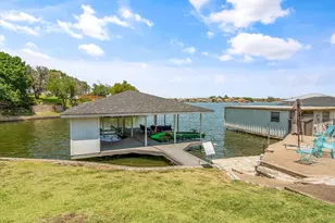 632 S Rough Creek Ct, Granbury, TX 76048 - Photo 38