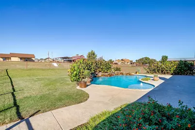 555 Munn Road, Springtown, TX 76082 - Photo 4