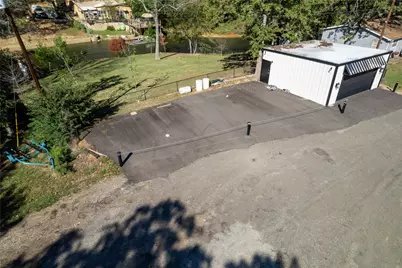 195 Lake Creek Drive, Mabank, TX 75156 - Photo 8