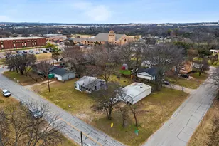 100 E Eldred St, Burleson, TX 76028 - Photo 10