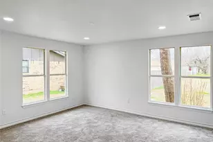 828 Indiana St, Graham, TX 76450 - Photo 6