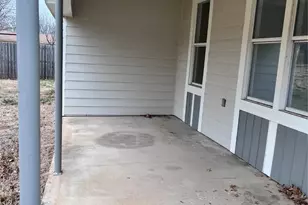 828 Indiana St, Graham, TX 76450 - Photo 14