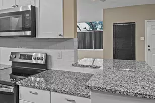 9600 Royal Ln, Dallas, TX 75243 - Photo 4