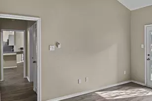 9600 Royal Ln, Dallas, TX 75243 - Photo 10