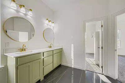 530 N M L King Jr Boulevard, Grand Prairie, TX 75050 - Photo 18