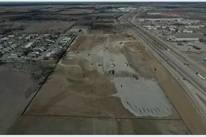 2235 N I-35 Highway, Gainesville, TX 76240 - Photo 1