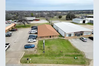 311 E Highway 199, Springtown, TX 76082 - Photo 2