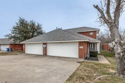 2826 Sunset Strip Avenue, Glenn Heights, TX 75154 - Photo 1