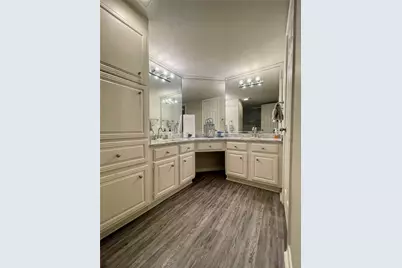 3550 Country Square Drive #208, Carrollton, TX 75006 - Photo 6