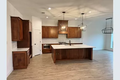 108 Goldfinch Road, Joshua, TX 76058 - Photo 2