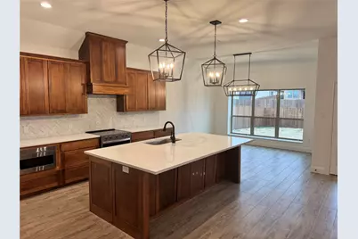 108 Goldfinch Road, Joshua, TX 76058 - Photo 4