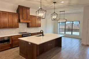 108 Goldfinch Rd, Joshua, TX 76058 - Photo 4