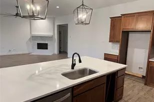 108 Goldfinch Rd, Joshua, TX 76058 - Photo 6