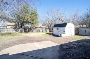 1805 W Belden, Sherman, TX 75092 - Photo 16