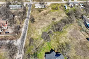 224 W Division St, Graford, TX 76449 - Photo 30