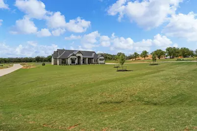 1027 Estancia Boulevard, Weatherford, TX 76088 - Photo 36