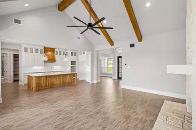 1027 Estancia Boulevard, Weatherford, TX 76088 - Photo 8