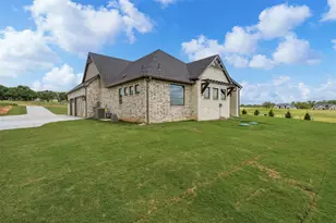 1027 Estancia Blvd, Weatherford, TX 76088 - Photo 34