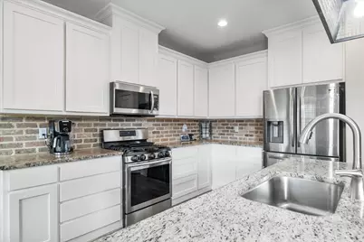 304 Bradley Street, Tioga, TX 76271 - Photo 4