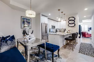 1505 Elm St, Dallas, TX 75201 - Photo 2