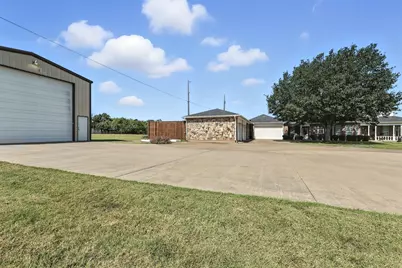 902 Booker Street, Sulphur Springs, TX 75482 - Photo 20