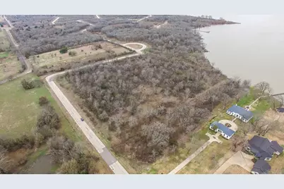 8615 Southern Shore Court, Kemp, TX 75143 - Photo 6