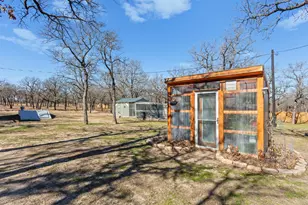 624 Co Rd 3737, Bridgeport, TX 76426 - Photo 30