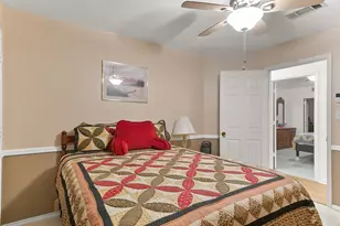 417 Sky Harbour Ct, Granbury, TX 76049 - Photo 16