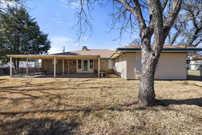 417 Sky Harbour Court, Granbury, TX 76049 - Photo 28