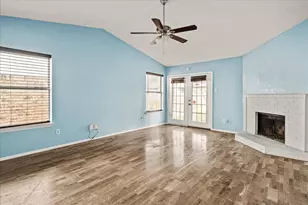 3812 Duck Creek Dr, Garland, TX 75043 - Photo 10