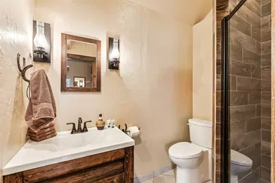512 N Travis Street, Granbury, TX 76048 - Photo 34