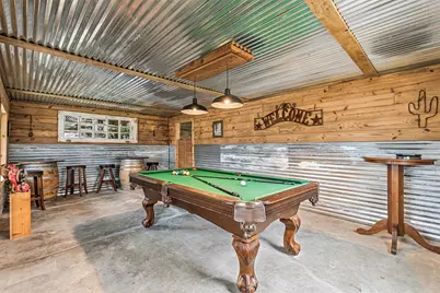 512 N Travis Street, Granbury, TX 76048 - Photo 38