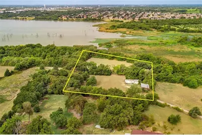 6819 Chiesa Road, Rowlett, TX 75089 - Photo 2