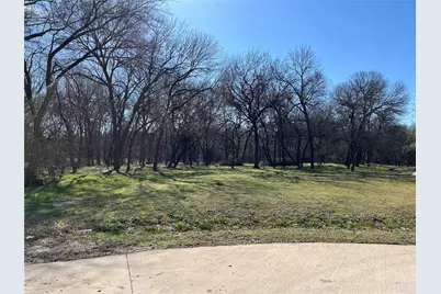 1004 Royal Lytham Court, Grand Prairie, TX 75104 - Photo 12