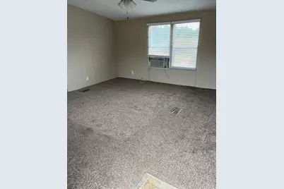 3509 Evergreen Drive, Granbury, TX 76048 - Photo 2