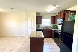 1608 Blackburn Way, Princeton, TX 75407 - Photo 4