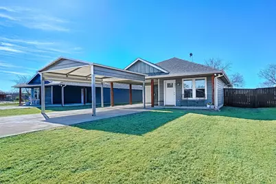 305 W Austin Street, Leonard, TX 75452 - Photo 1