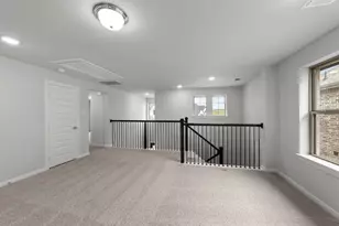 1012 Violet Dr, Crowley, TX 76036 - Photo 4