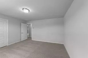 1012 Violet Dr, Crowley, TX 76036 - Photo 12