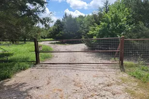 1299 Sunset Dr, Kaufman, TX 75142 - Photo 2