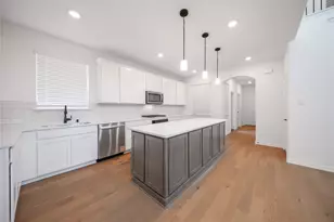 1428 Sun Gdn Wy, Justin, TX 76247 - Photo 4