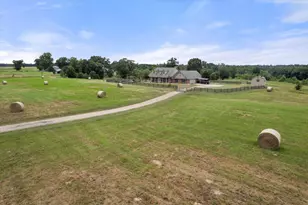 274 Cr 3230 SW, Winnsboro, TX 75494 - Photo 1